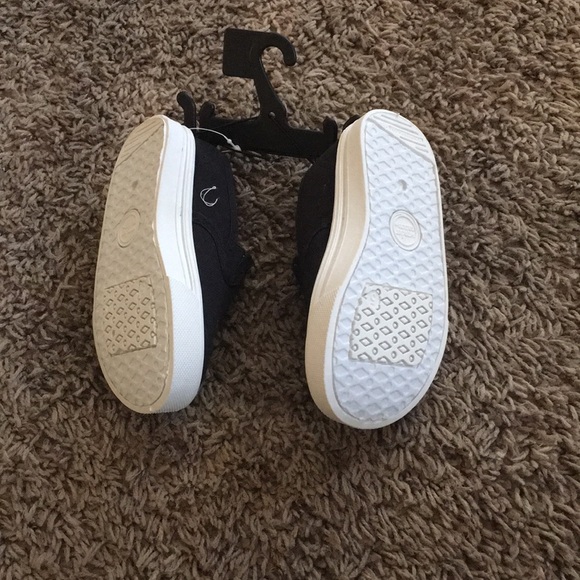 Shoes - Picture 2 of 2